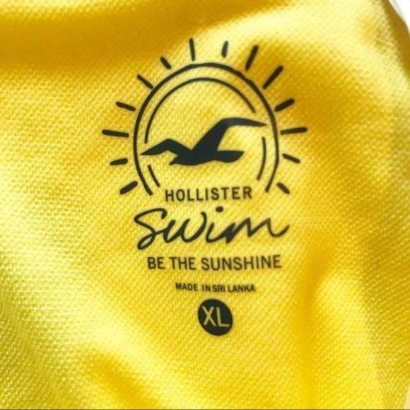 HOLLISTER Ribbed Two Piece Bikini Swimsuit - Picture 4 of 9